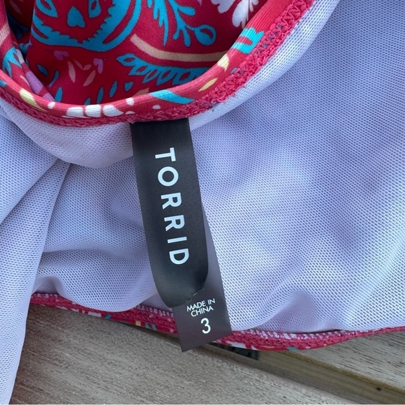 Torrid swimsuit Women size 3 ladder front One Piece lattice straps medallion 3X - Picture 7 of 16